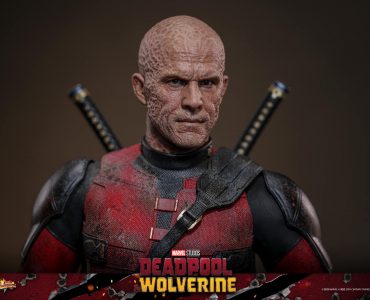 deadpool battling version hot toys